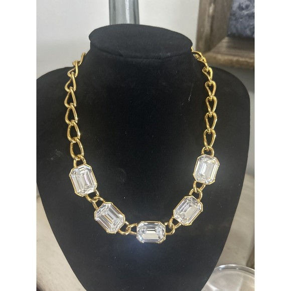 Trifari Jewelry - Vintage Trifari TM Gold Tone & Clear Crystals Emerald Cut Rhinestones Necklace